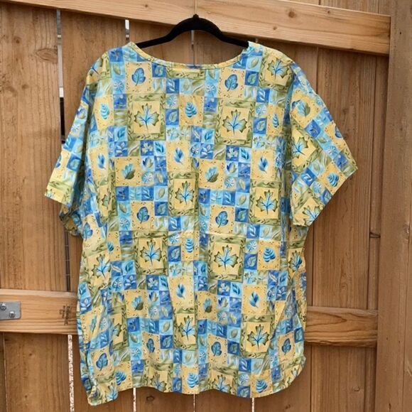 Take 50% OFF- Crest Women's Workwear Srubs Top, Size-3XL - Picture 5 of 7